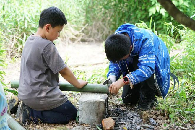 雷竞技RAYBET暑假孩子就应该去这样的夏令营!(图2)